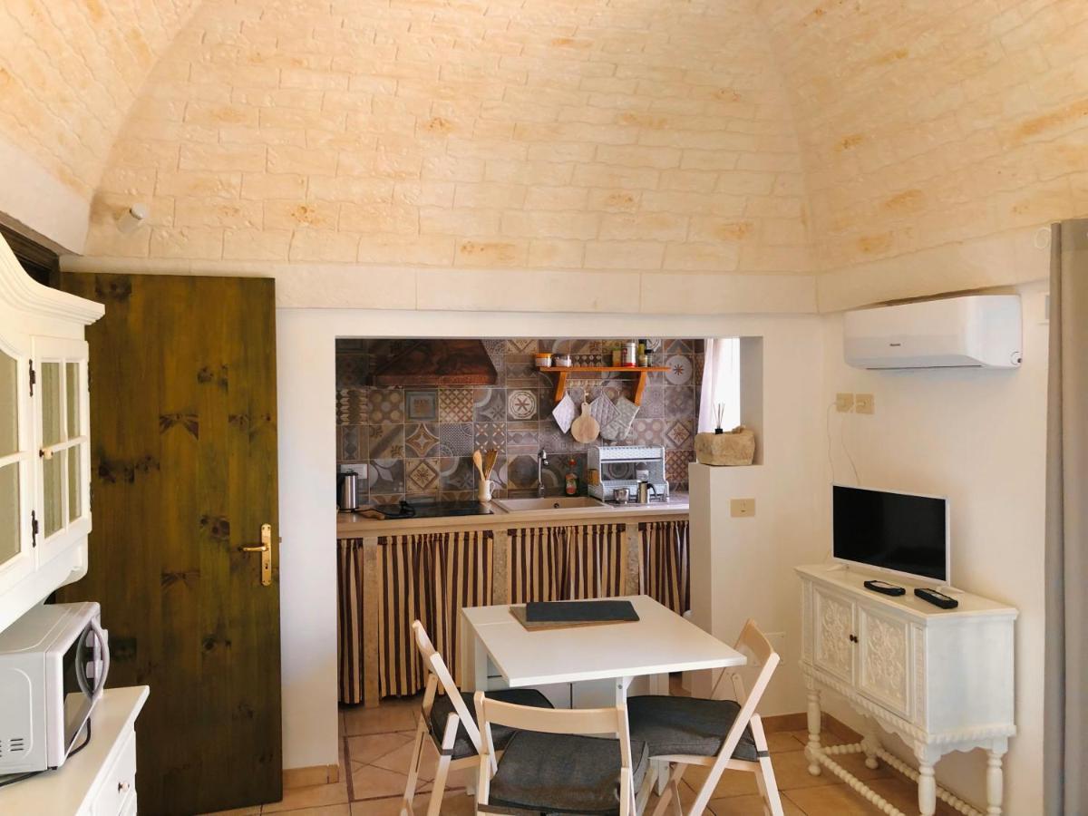 Trulli Di Zia Tata Guest House Locorotondo Luaran gambar